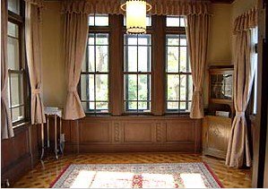 レイヤーズプラザ בטוויטר 5月日埼玉 川口 大正時代に建築された和洋迎賓館でのコスプレ撮影会予約受付中 池のある日本庭園や縁側 日本間など和風ロケーションと趣ある 洋風お屋敷ロケーションが楽しめます 長物もokです T Co Zpnsi1yfql T Co