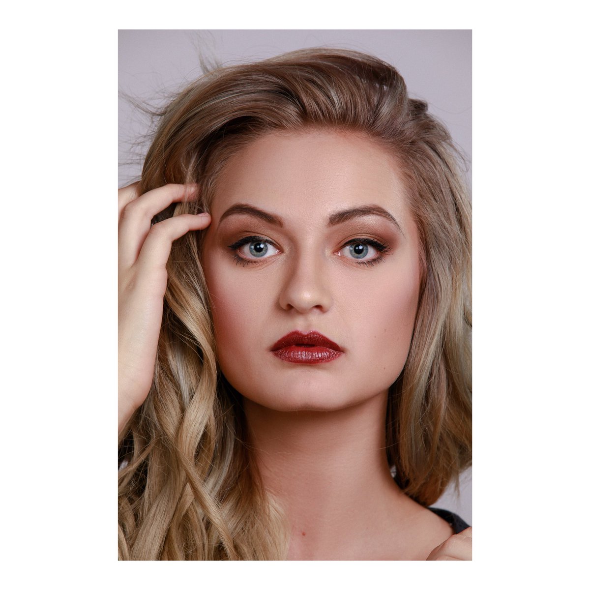 effects_hair's tweet photo. We have the perfect solution to make sure your hair stays in the perfect position. Work, wedding or whether you just want to feel fabulous.

Give us a call 😉
(012) 3619457

#hairstyles #hair #goldwell #perfecthold #photoshoot #photooftheday #style #hairstylist #hairdresser https://t.co/dLr6uLUCTt