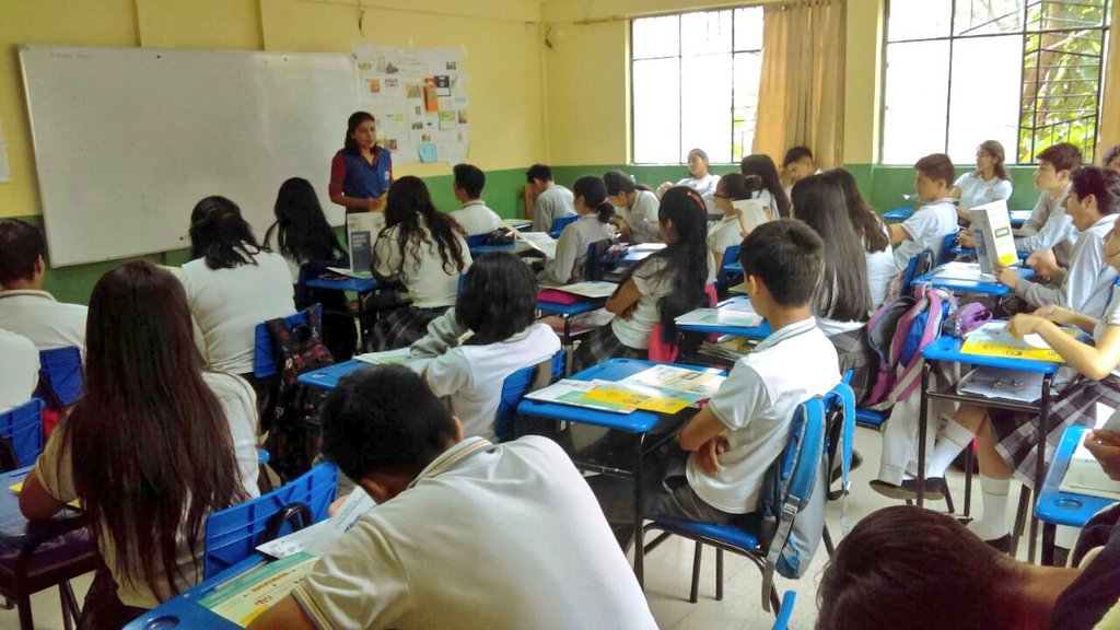 CneZamoraCh's tweet photo. AHORA | Estudiantes de la unidad educativa "San Francisco" del cantón #Zamora conocen más sobre el programa #ABCDemocraciaEC https://t.co/k8yMpdJvcX