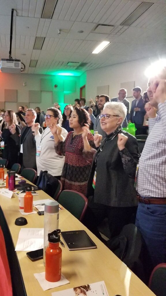 GBCNUTRITION's tweet photo. Voting with our fork during Christine Cushing’s talk at #ambitionnutrition! #gbcans https://t.co/YRhW3bG7Ld