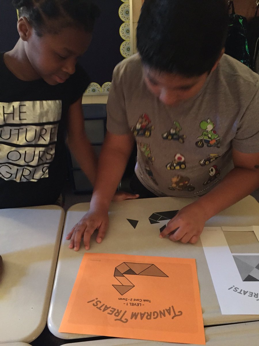 kellie31419's tweet photo. #tangrams #mathishappeninginhere #weRstillLearning @kellie31419 @CarverES_RH @msnataliam https://t.co/5Va2UmNnis