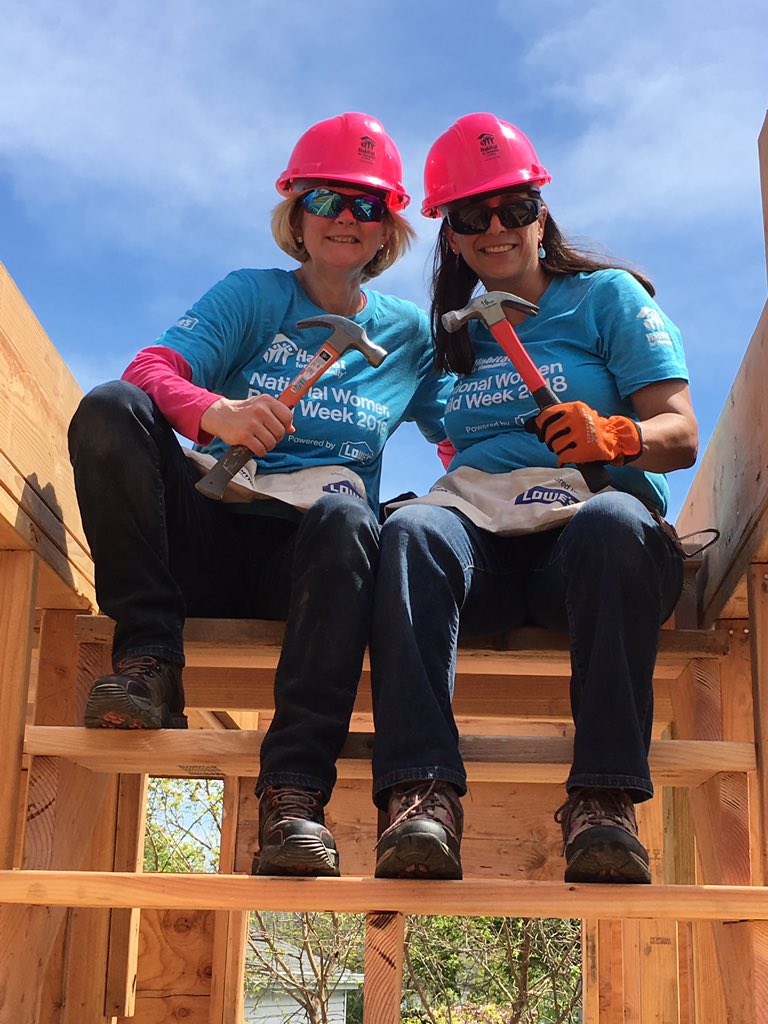 nysdotli's tweet photo. Last weekend, women from @NYSDOT #LongIsland took part in #NationalWomenBuildWeek with @HabitatSuffolk. These volunteers worked hard building a home in #BayShore. #NWBW #MakingADifference https://t.co/mT4bPWEkOQ