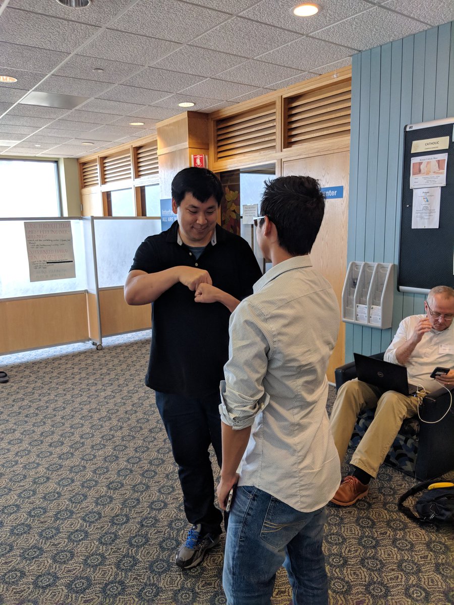 umbsocial's tweet photo. #umbsocial #larrykim getting one on one with our keynote speaker? Only here https://t.co/rZF6SUFDzY