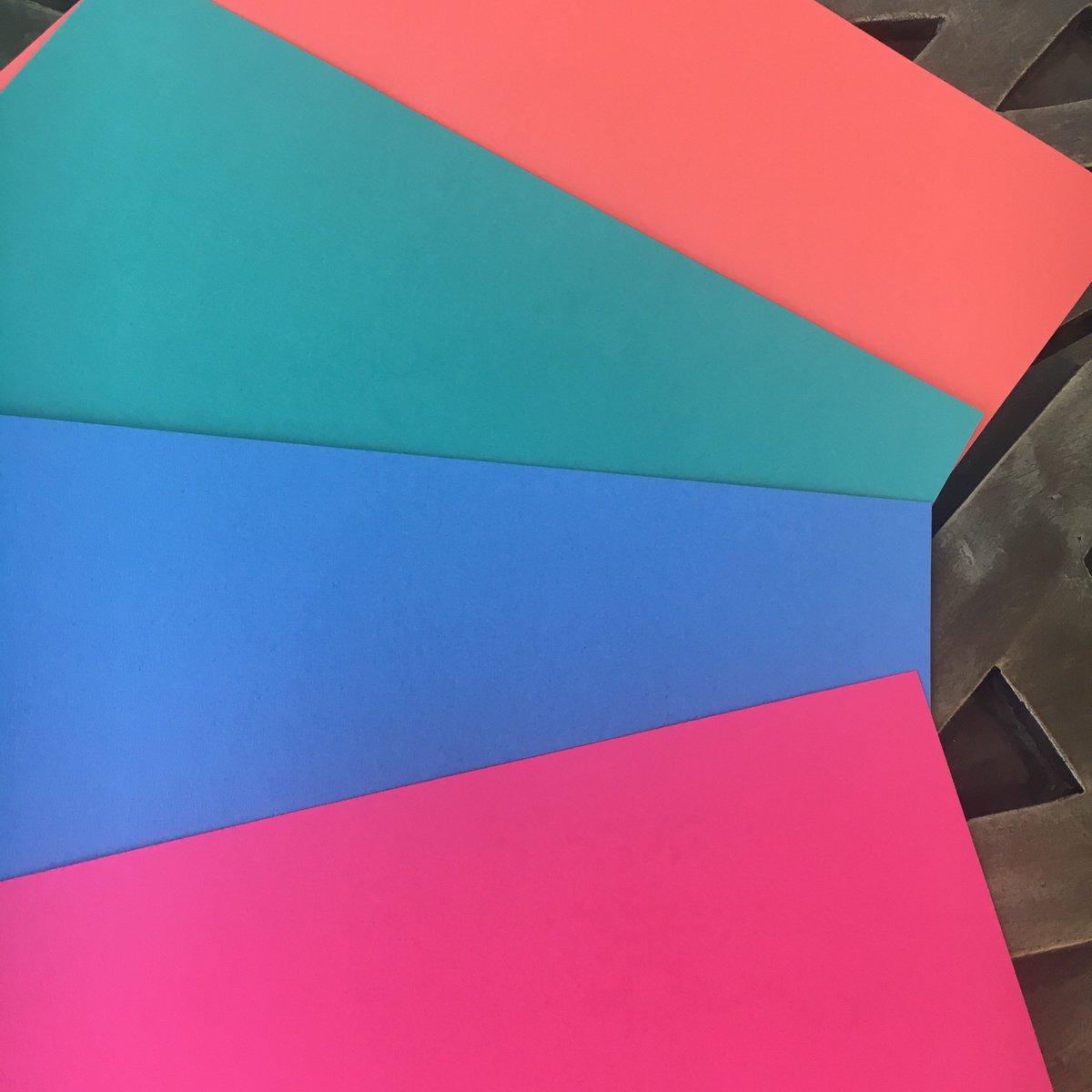 PureprintGroup's tweet image. Great news that @Antalis_UK have extended their Keaykolour range from 30 to 48 colours! Particularly loving the brights of lipstick, coral, azure &amp;amp; Caribbean blue. Come see them in our #Pureprintlibrary in Uckfield &amp;amp; London #BermondseyStreet #Keaykolour #Antalis #Creativepapers