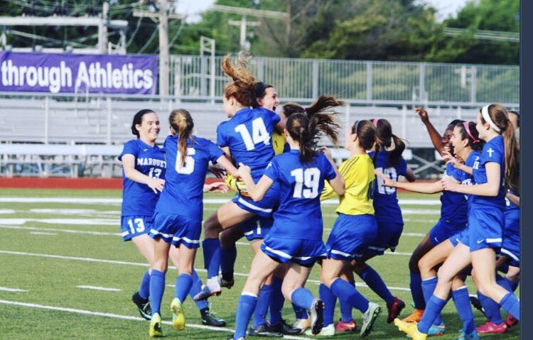 bekah3000's tweet photo. 4yrs full of memories-3 regional champs, 2 sectional, and one super. 3rd at state &amp; although being a defender, 2 career goals which included a pk &amp; a goal to give us our first win soph year. Even though this sport almost killed me, I wouldn't trade it for the world. Ily Marquette https://t.co/4e06gRMVUZ