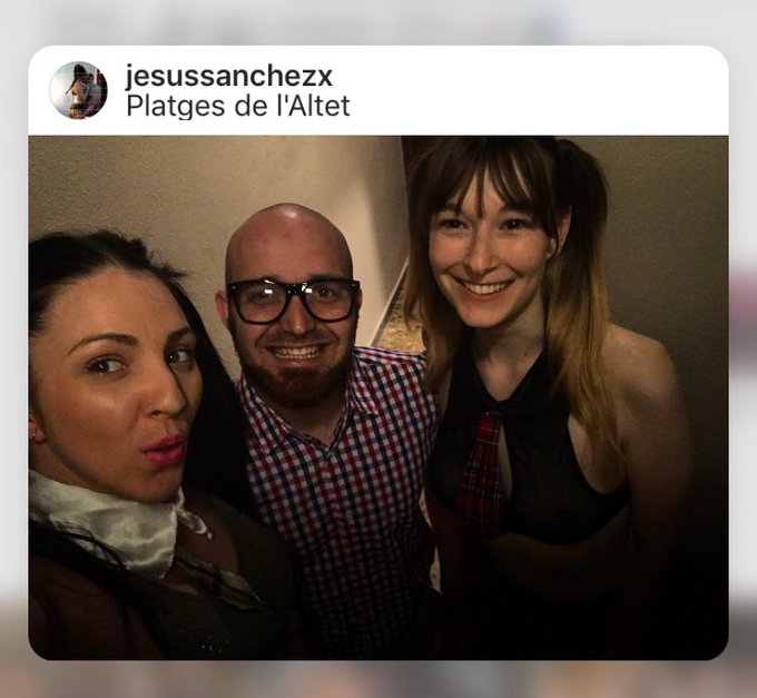 Con @Pamelaasanchezz sanchezz y @DnisMartin haciendo los mejores shows improvisados disfrutando del #sexo<a class="tags" href="/tag/pamelaasanchezz">@pamelaasanchezz</a><a class="tags" target="_blank" title="On Twitter" href="/?out=eyJ0eXAiOiJKV1QiLCJhbGciOiJIUzUxMiJ9.eyJpYXQiOjE3MjI1ODk0ODMsImlzcyI6InR3cG9ybnN0YXJzLmNvbSIsIm5iZiI6MTcyMjU4OTQ4MywiZXhwIjoxNzU0MTI1NDgzLCJyZWRpcmVjdF91cmwiOiJodHRwczovL3R3aXR0ZXIuY29tL0RuaXNNYXJ0aW4ifQ.GaU2O_luzYTjYLNqEXdiGBAn-lNMG-dm3m3OP2imqV8RMgxpSbGfbDh2TSrhwLZfrkYKymqDyaDT065FnuFbQg">@DnisMartin</a><a href="/tag/sexo"class="tags"><span>#sexo</span></a>