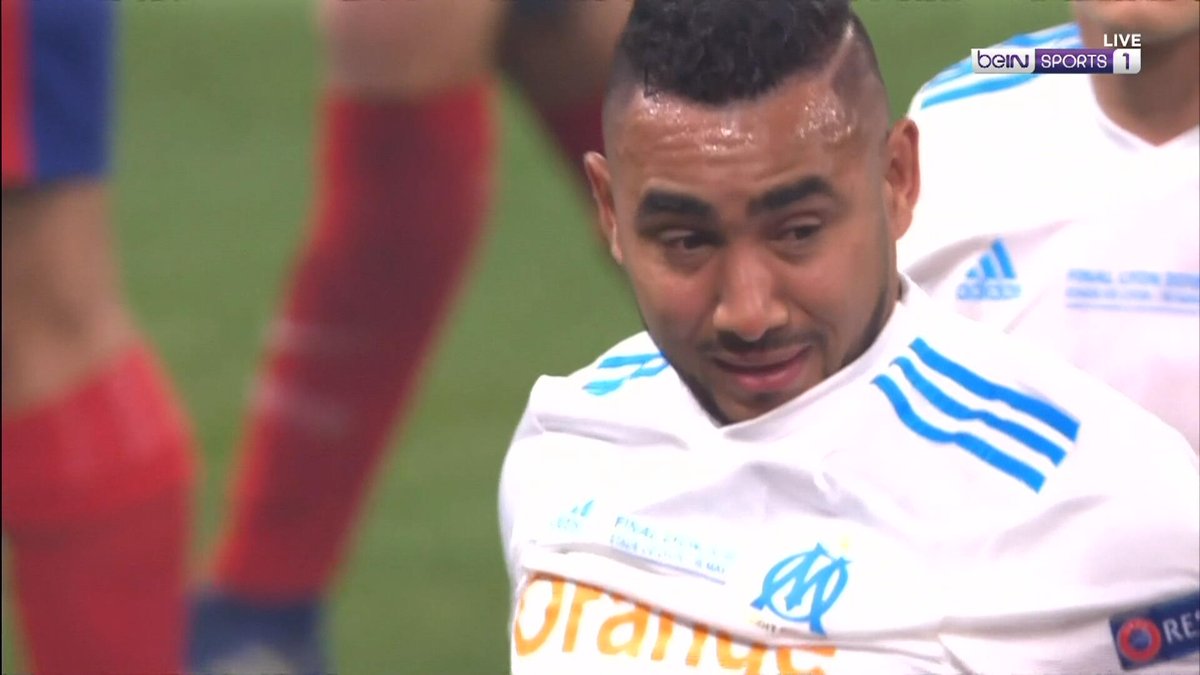 codefootballau's tweet photo. Heartbreak for Dimitri Payet.
The skipper in tears as he makes his way down the tunnel in the Europa League final.
How brutal our game can be.
#MARATM #EuropaLeagueFinal https://t.co/DECi5jurJi