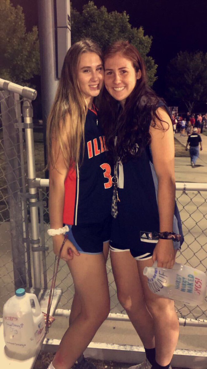lexiosowski's tweet photo. happy birthday ren!!๐๐ฎ๐น๐ thanks for all the laughs and smiles these past 4 yrs. I hope you have a great day full of queso and diet pepsi!! Kentucky is lucky to have you๐ #D1 #sodaday #yourananimal #yovoyganao #mexican https://t.co/9TXFzj6D3t