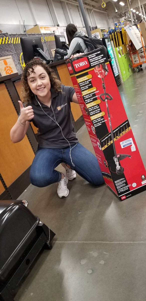 BirchemAlex's tweet photo. @ClaireW93880798 #thesprinter keeping our aisles safe and getting a $169.00 recovery #pnwspringsafe @_Brandy_MB @DerekLarsenHD @heymikoli @JasonBallDHRM https://t.co/QQy4swsR9H