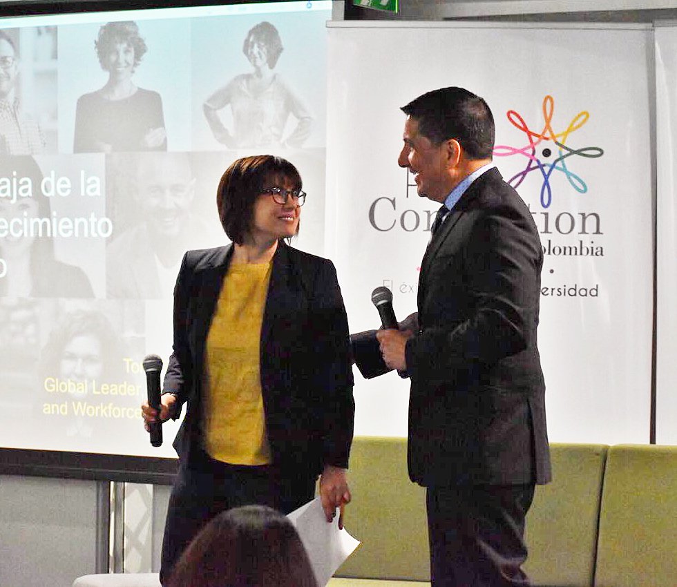 Deena Fidas, HRC Director of HRC Equidad MX with Tony Tenicela, IBM Global Leader, Marketplace Diversity and Workforce Engagement Services.