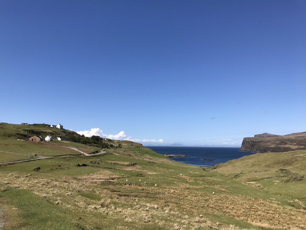 rhouseskye's tweet photo. Clear skies in Milovaig helping to show off the location of this RB3 #RHouse #Skye #IsleofSkye #RB3 #houseinprogress #architectdesigned #selfbuild #selfbuildproject https://t.co/ECYaeM2pSw