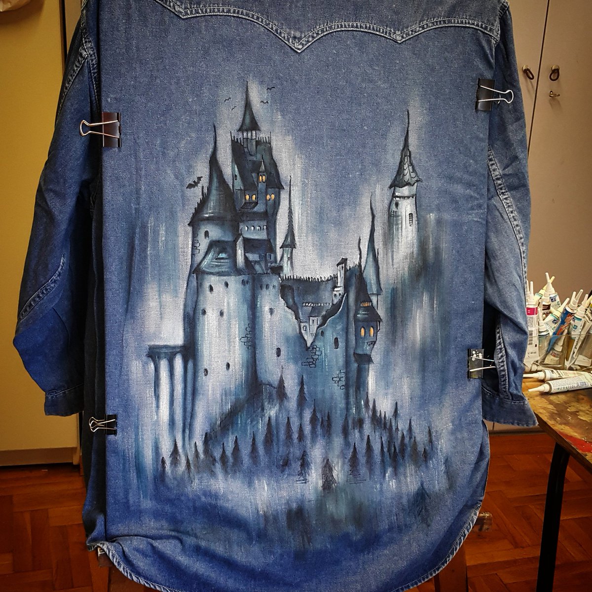 artmatina's tweet photo. #hoteltransylvania #handpaintedjacket #artlikeyou #wearart #denimjacket #handpaintedjacket #wearart https://t.co/LWjeX6DUVd