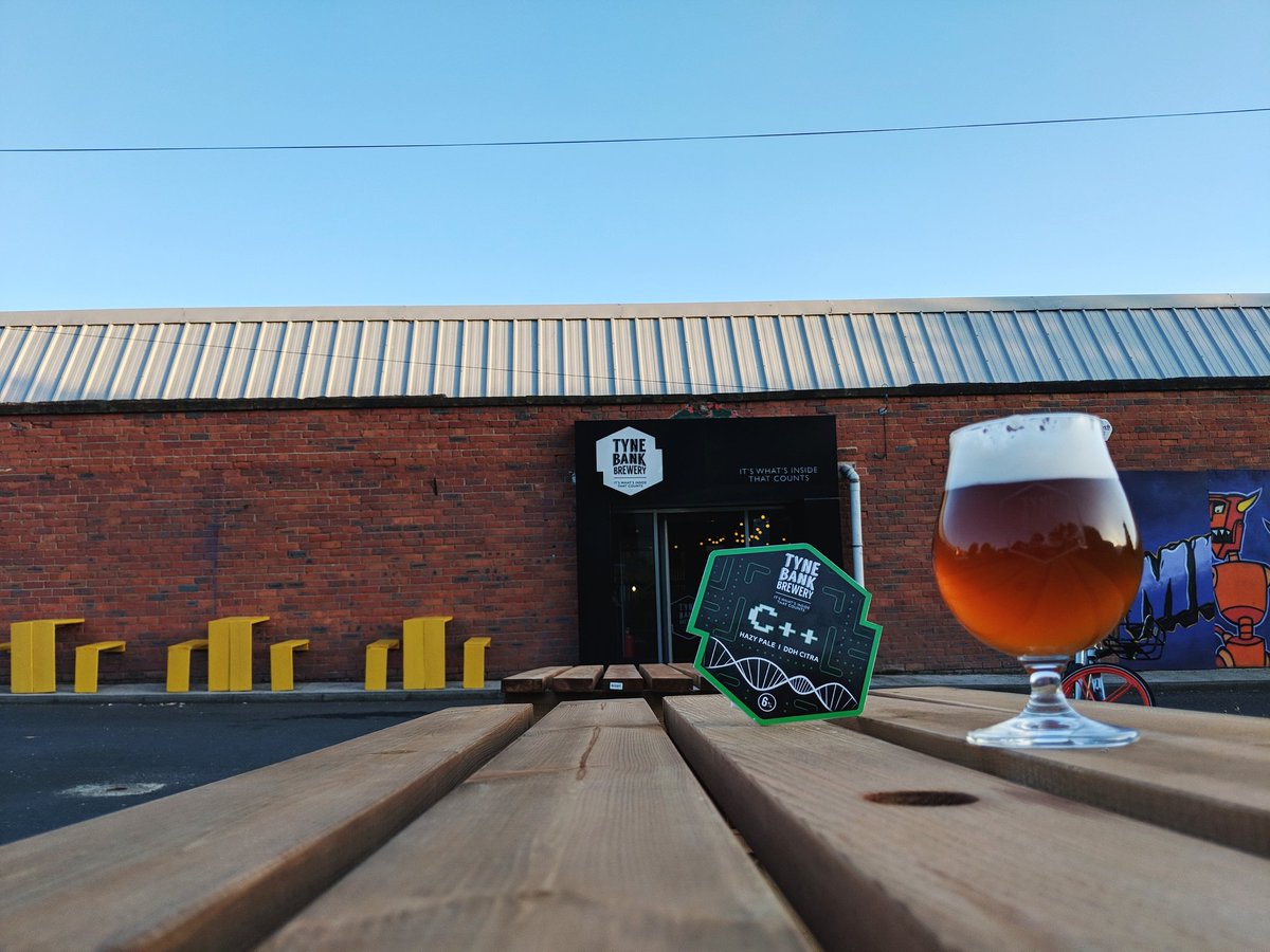 NEW BEER, this weekend as well as Nowt Special rocking the house we also have 'C++' pouring on both cask &amp; cask - a double dry hopped citra pale 👌🏻

Oh, we've also got a couple of outside seats 😉🍻🌻