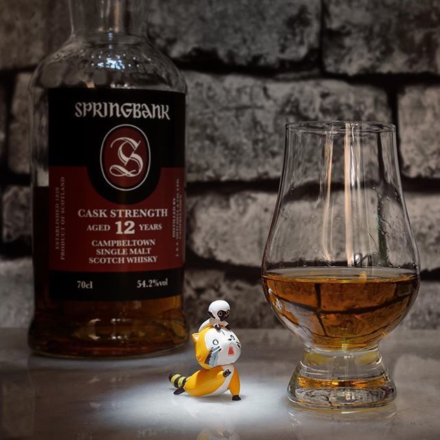 whiskytanuki's tweet photo. I want a dram too (´・ω・`)
-
Springbank 12 Cask Strength
70% Sherry Cask
30% ex-Bourbon Cask
-
Always solid. 🥃🔥
-
-
-
-
-
-
-
-
#rascaltheraccoon #rascal #raccoon #springbank #springbank12 #longrow #campbeltown #singlemalt #singlemaltwhisky #singlemal… https://t.co/zpiPXEMg5M https://t.co/VmALJe8zfL