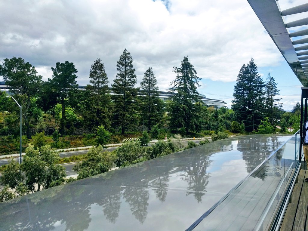DevCatalyst_CO's tweet photo. Stop at the original @Apple store and the Apple Park Visitor Center. Thanks to Daniel for a great welcome! #applespaceship #sftechtour #DevCatalyst https://t.co/PcjfiiWjwl