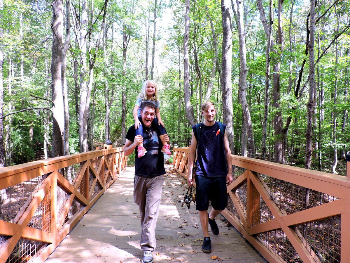 NRPA_news's tweet photo. A7: Start by walking 10 minutes at a time, walk with a friend, change your scenery walk in a park or trail you’ve never visited.  #Walk4Me https://t.co/tooEhHArso