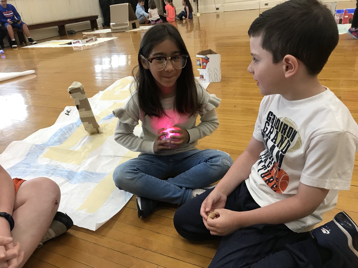BevilacquaNB's tweet image. Newbridge Rd. 6th graders showed off their Sphero programs to their kindergarten and 2nd grade buddies! #spheros #beyondhourofcode #steam