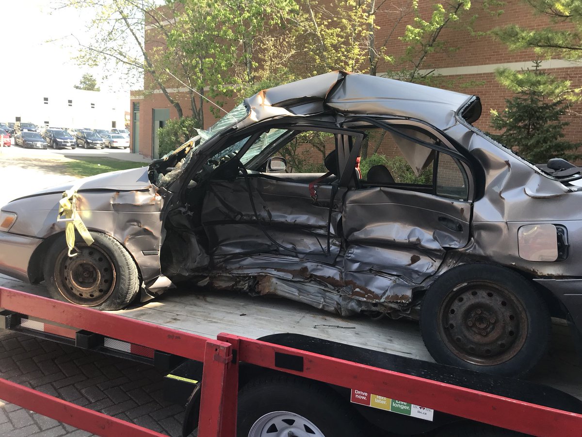 Don’t forget to buy a MOCKTAIL during all three lunches for your chance to win a Tim Hortons Gift card - you’ll get a ballot with every mocktail purchase! All proceeds to be donated to <a href="/YorkMADD/">MADD York Region</a> <a href="/SBAOSAID/">SBA OSAID</a> @SBAtoday #StaySafeSBA #SBAPrePromAwareness