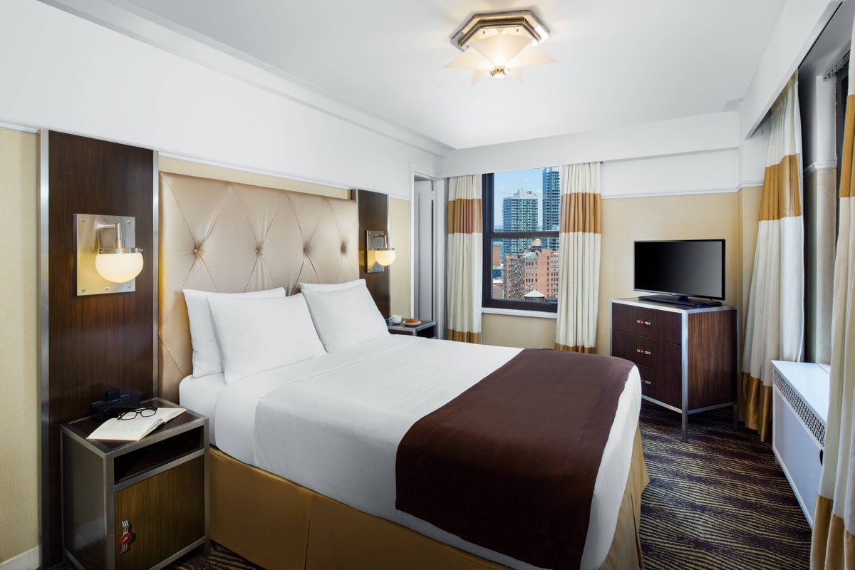 WyndhamNYH's tweet photo. Get breakfast for a dollar plus 3 FREE rewards when you book directly on on our website. Click the link for details https://t.co/oTtg0UTYky
#newyorkerhotel #breakfastpackage #hotelsuite #hoteldeal #experiencenyc #explorenyc #wyndhamhotel #ilovenyc #nyc #nycgetaway #newyork https://t.co/qM8F8zjzOE