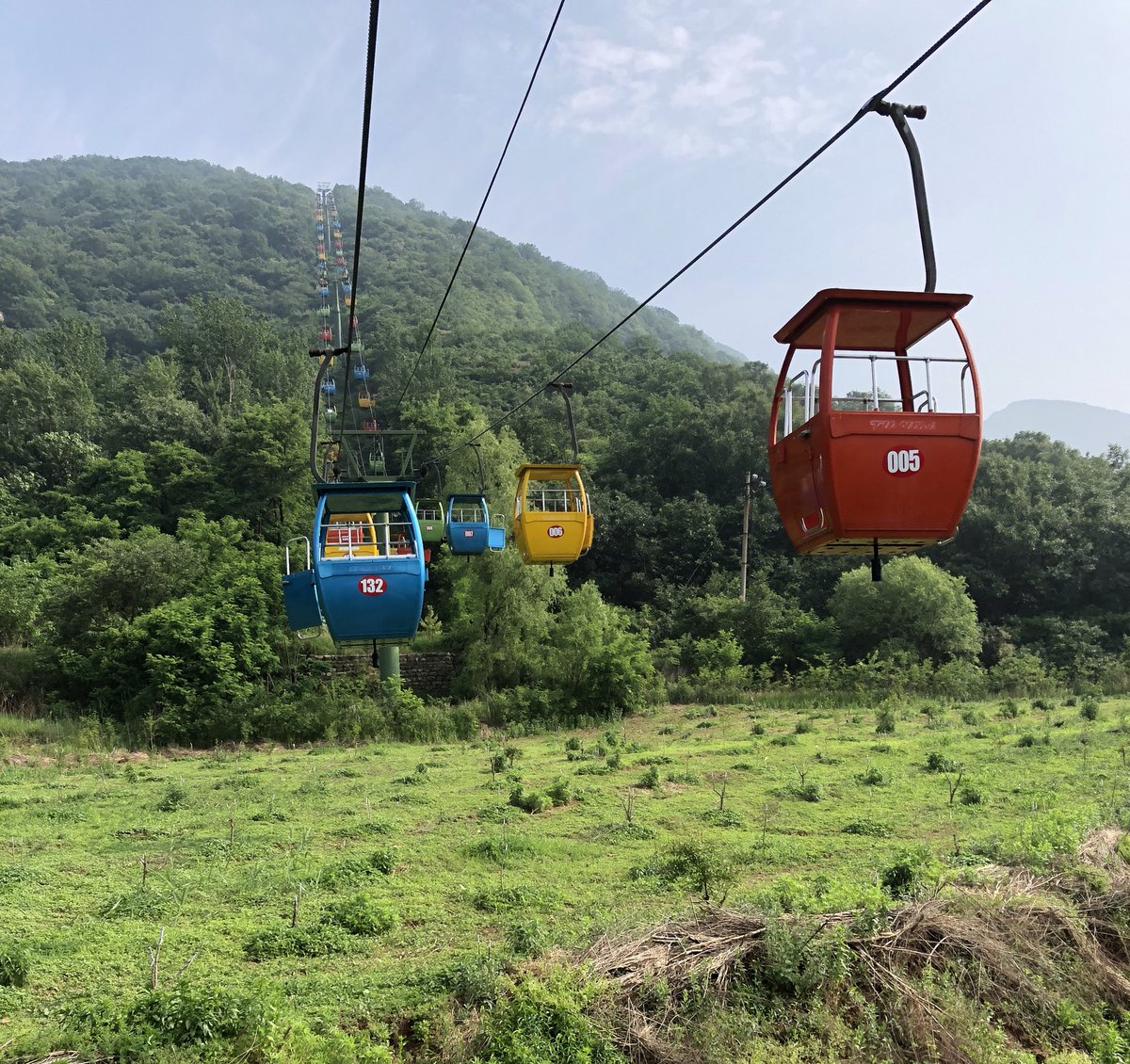 FlyrideFilms's tweet image. Flyride VFX team take a ride up the mountain today in #Songshan.