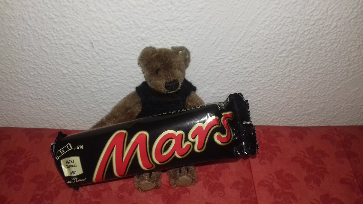 TeddybearMickey's tweet photo. advice no.1:
pretend to be afraid of thunder & your human will give you a reward for being brave !!! 😂
#MeantForMars https://t.co/Z46ZUJq81b