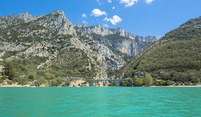 traveltripplan's tweet photo. Reposting @welove_world:
Les gorges du Verdon, Parc naturel du Verdon, France #verdon #gorge #france
#lake #lake #saintecroix #hikking #travel #travelphotogram #travellifestyle #globetrotter #nomadlife #nomadiclifestyle #nomad #digitalnomad #instaphotogram #instatravelgram https://t.co/ymwX7MD8ik