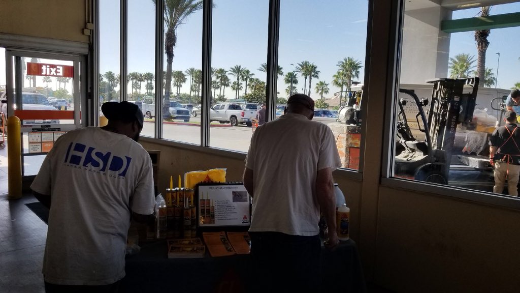 DCarlitozzz13's tweet photo. Here at the Upland Home Depot #1083 Pro Event. Come and join and learn about Sika and our latest product Rapid Patch !!!.@Sika_USA @NikkiJ6875 https://t.co/EvIYFojTA0