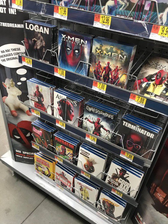 DSheldon_Cooper's tweet photo. Deadpool sabe como conquistarte 😂😂 https://t.co/wEwfT010JR
