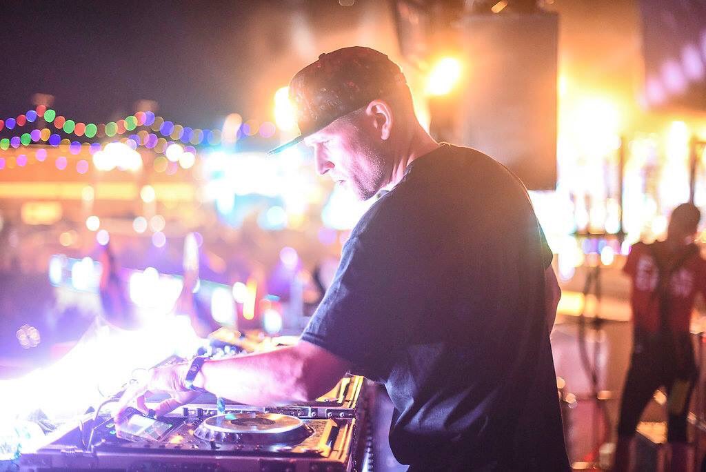 KalliopeStage's tweet photo. See you soon @EDC_LasVegas !!! Iโm back with more surprises and more ๐ฅ๐ฅ๐ฅ- come dance with me! ๐๐บ๐๐บ๐ธ: Mckay Jaffe
.
#wearethesunpeople #startwithlove #kalliopestage #walterproductions #plurvibesonly https://t.co/yH3b5goHsg