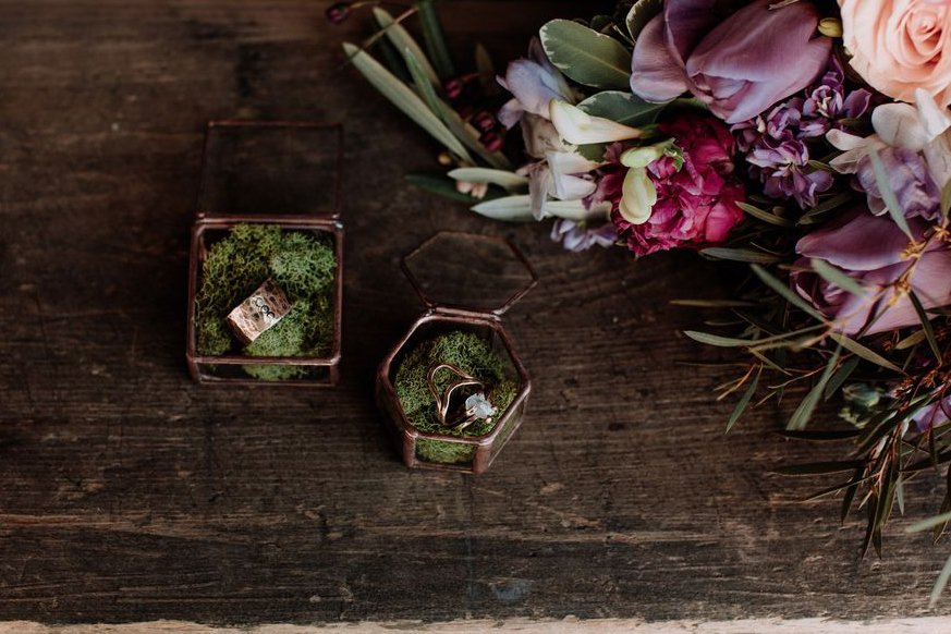 handandarrow's tweet photo. Details help make the day - can't wait for our first wedding of the season this weekend!!
#handandarrowphotography #lehighvalleyweddingphotographer #philadelphiaweddingphotographer #njweddingphotographer #twobrightlights #loveintentionally #liveauthentic #weddings https://t.co/tRGMbRPorX