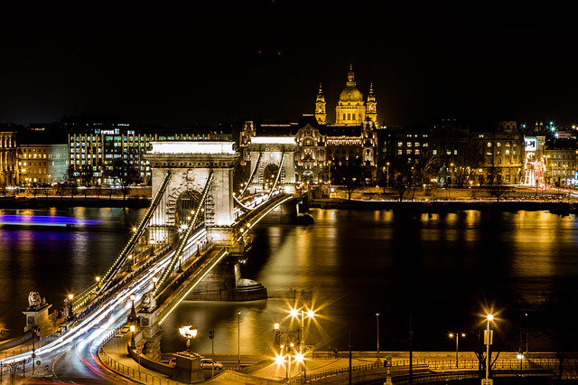 letenkovnik's tweet photo. BUDAPEŠŤ: zpáteční letenky z Prahy za 878 Kč! https://t.co/KVvDe9EOJ7 #Budapest #Madarsko #cestovani #letenky https://t.co/0ik9NRAhvM