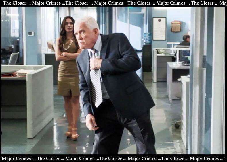bridgette_TN's tweet photo. Finally! Flynn is back with lunch but he better not have any of that vegetarian junk! πππ Happy #MrGrumpyDay #LtProvenza #TheCloser #MajorCrimes #GWBailey https://t.co/IwARTlOOaM
