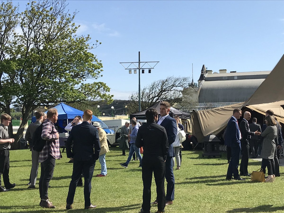 MiriInsider's tweet photo. Contacts made and insight gained at #ISLEXPO. Enjoyed meeting so many people and hearing their stories https://t.co/pyGzt8sOwV