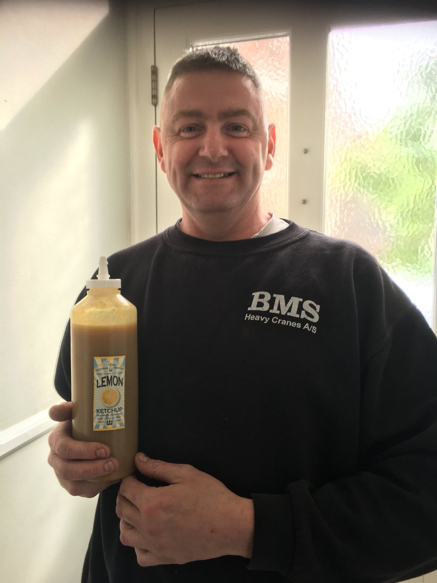 I think Leigh is our No:1 fan so I made him this!
He said it will only last a week as he had it in literally everything 🤣😂🤣🍋🍋