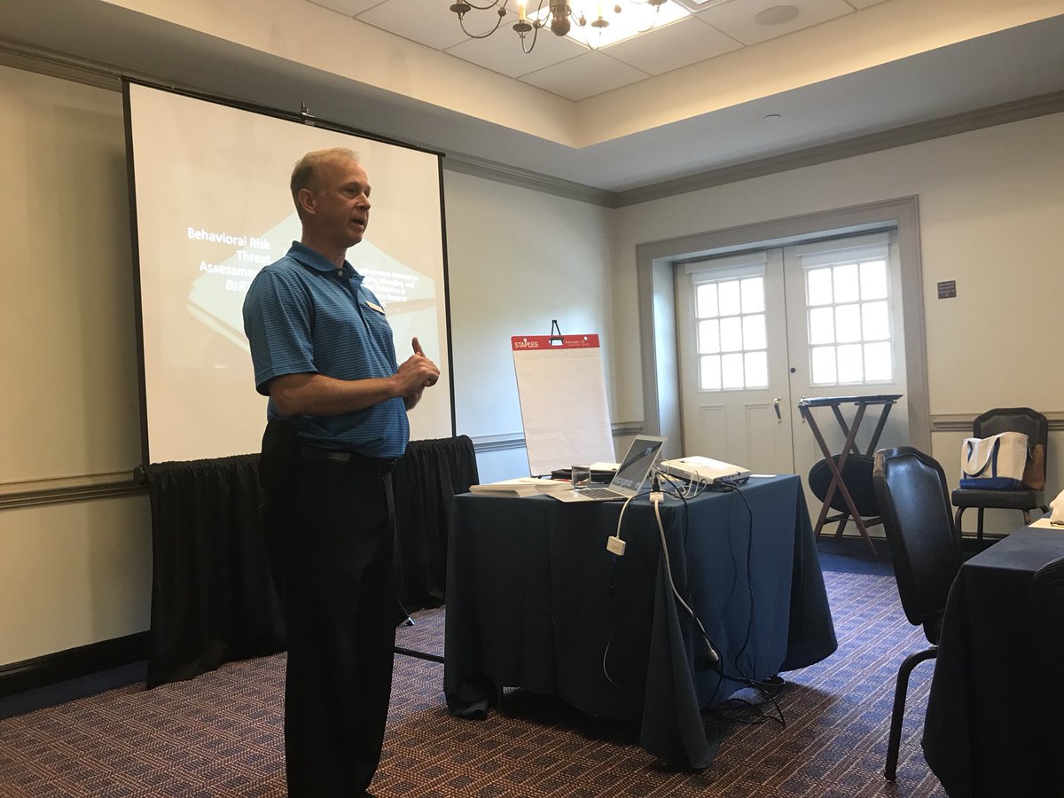 FirestormMD's tweet image. Thanks to @VAIStweets for the invitation to speak to your fellow Independent School Executive colleagues. #ShareTheFormula @FirestormSol