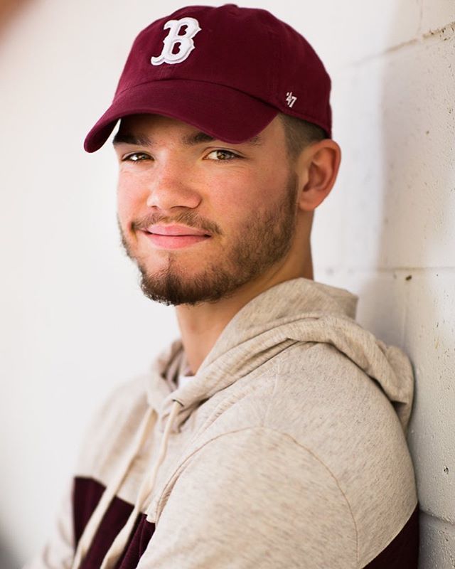 JenniferHelmka's tweet photo. 😎Mood.🎓⠀
TYLER | @tylerjoyce⠀
.⠀
.⠀
.⠀
#seniorpictures #jenniferhelmkaSENIORS #jenniferSEEN #football #wanderlust #lifestyle #bostonphotographer #justbeyondobsessed #athlete #ssgmagazine #seniorstyleguide #modernsenior #lastdayofschool https://t.co/fswqOD2izE https://t.co/BmOCbFFWI2