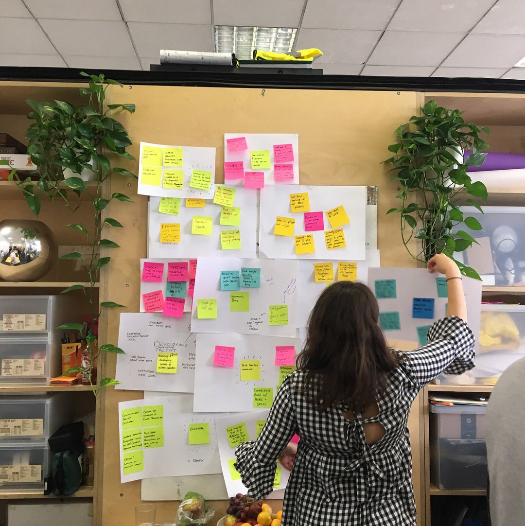 mettlestudio's tweet photo. This week the Mettle and @innocent teams have been working together to design amazing opportunities around the future of work. As we reach solutions, we're now beginning to prototype and test...let's see what we can do! #futureofwork #sprint #innovate #opportunity #ideas #hack https://t.co/vS4GARqn68