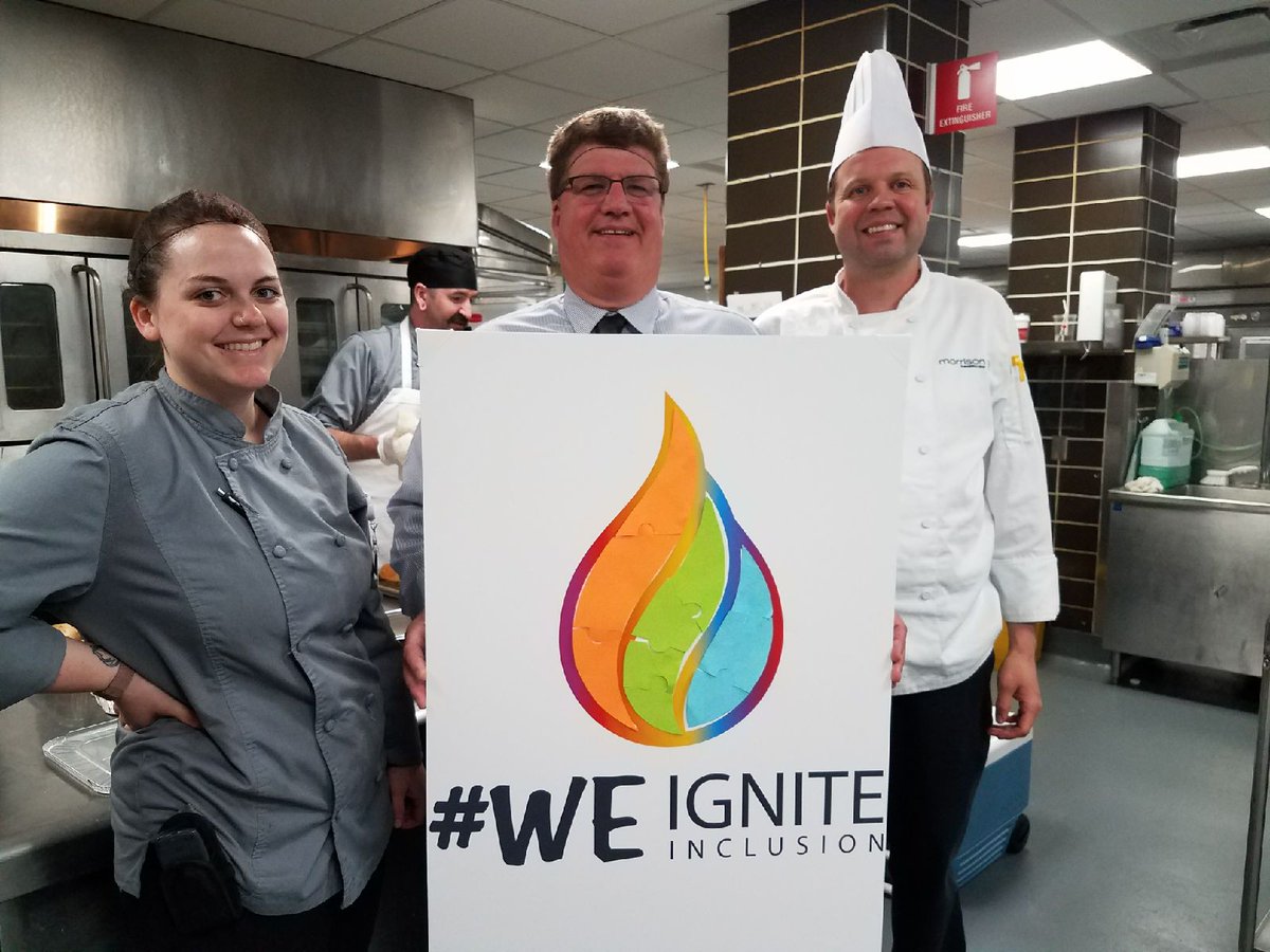 Morrisoncchs's tweet photo. Happy Inclusion day from the St. Cloud Hospital 13258! #C1HInclusionDay #WeIgniteInclusion https://t.co/omEvbtDxUL