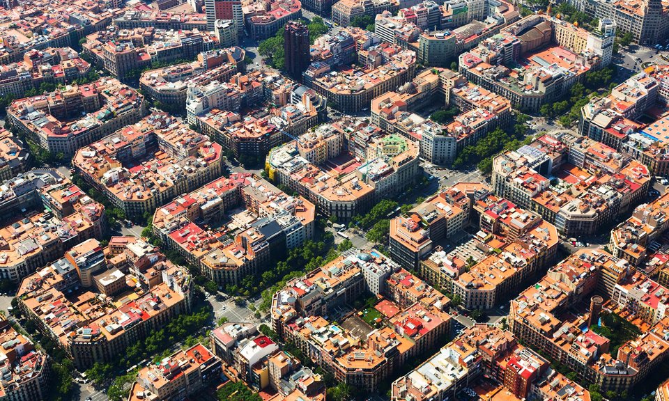 FreedomWBruno's tweet photo. New Post! 

Amanda and I have really enjoyed the start of our “3 Months in Europe” trip.

"Why Can’t North America Have Cities Like Barcelona?" https://t.co/q3tPzw3s7J https://t.co/DHZuf4O9Ar