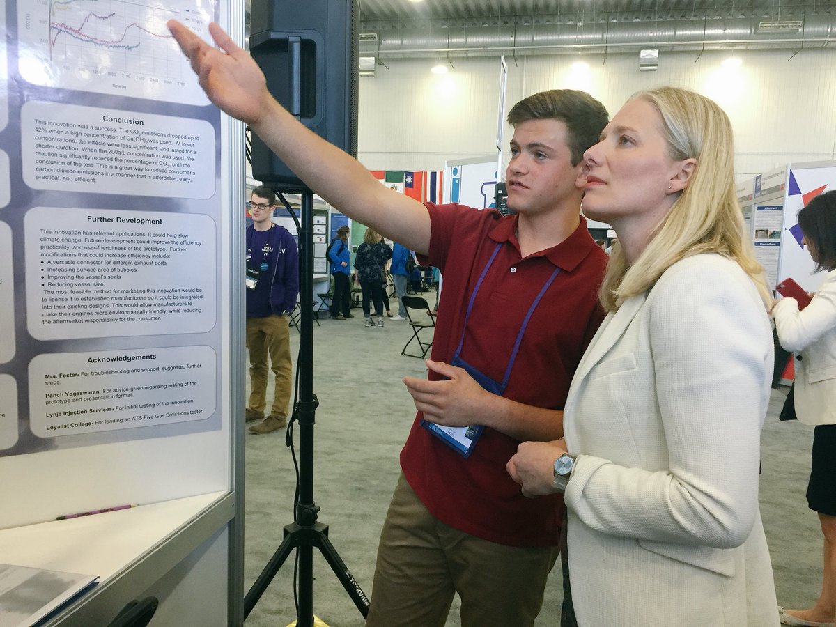 cathmckenna's tweet photo. Out and about meeting with many amazing young Canadian scientists who are working to solve big challenges like #ClimateChange and marine plastics. Feeling inspired! @cwsf_espc @Carleton_U 👨‍🔬👩‍🔬#CWSF2018 #STEM #OttawaCentre https://t.co/6mFInspzGB