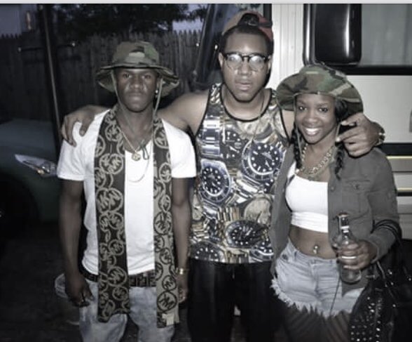 fabthecosmos05's tweet photo. PartyQweekend 😫🏆 #PartyQweekend14 #PartyQweekend15 #PartyQweekend #PartyQweekend18 #PartyQ #Qweekend #partykings #partykingz #partykingsbbq #fabpartykings #dimitripartykings #kreyonbox #fabolodamas #freskau #freskauparty #freskau2018 https://t.co/SX12RuFpVw