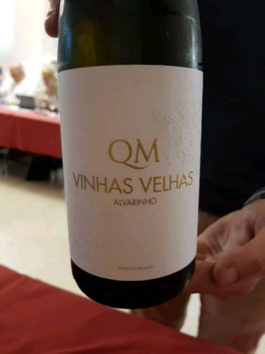 No oak, very fresh, citrics and salinity. Great quality…. Wine en <a href="/QuintasMelgaco/">Quintas de Melgaço</a> a través de <a href="/Vivino/">Vivino</a>: vivino.com/users/sara.pen…