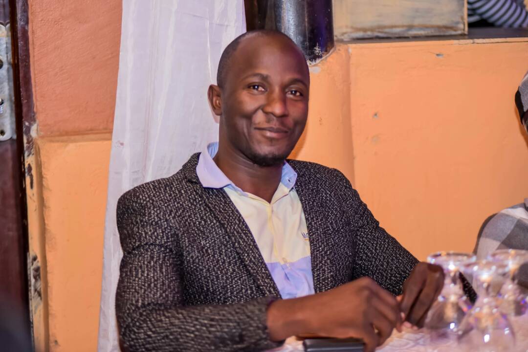 rotaractnateete's tweet photo. @Cmpijja @MwombekiA @mildredn023 @KakubaJude @JonathanLukza @SarahOwembabazi @aminanasaazi @AngelKisekka @JSKiwanuka @LuswataRi The smiles were evident and we were happy to see old faces present for #PatrickInstallation
How rotary unites us in service! https://t.co/pT69VCBvfg