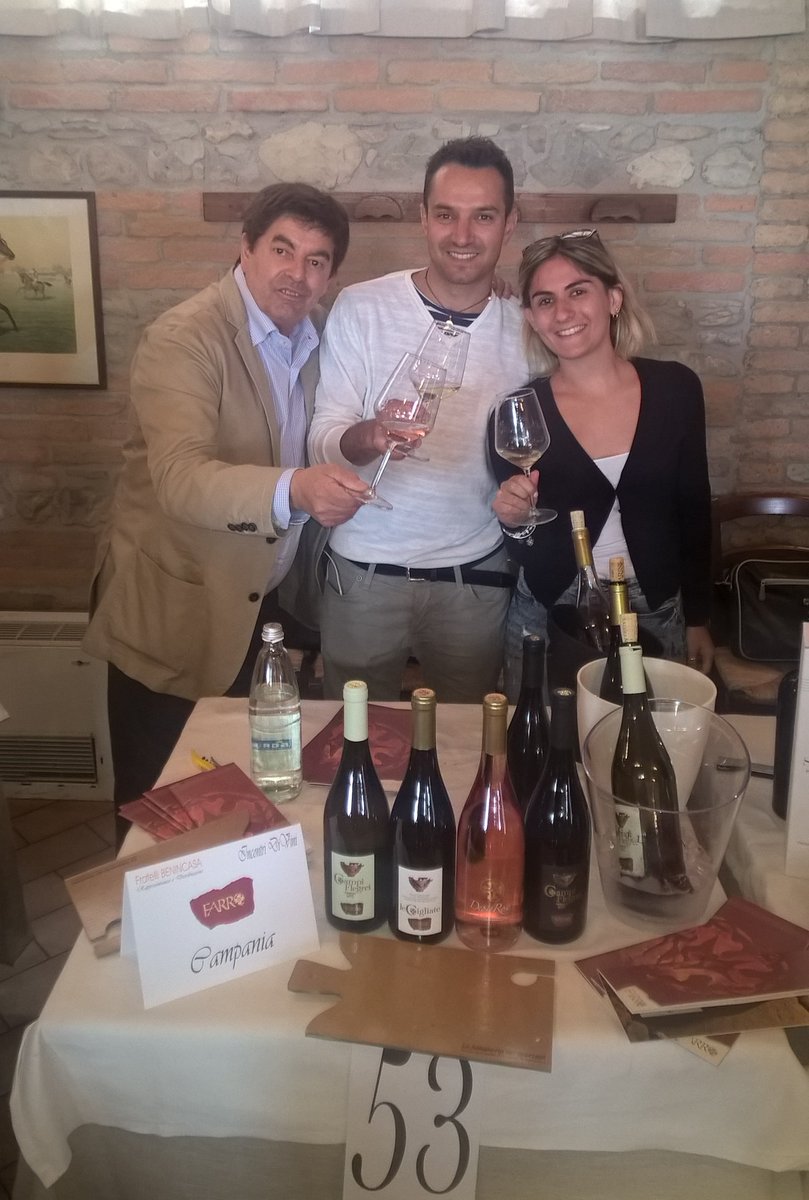 cantinefarro's tweet photo. Condividiamo con Voi il successo ricevuto alla degustazione dei vini in Maranello organizzata da Benincasa. https://t.co/ETzzhpS2RI