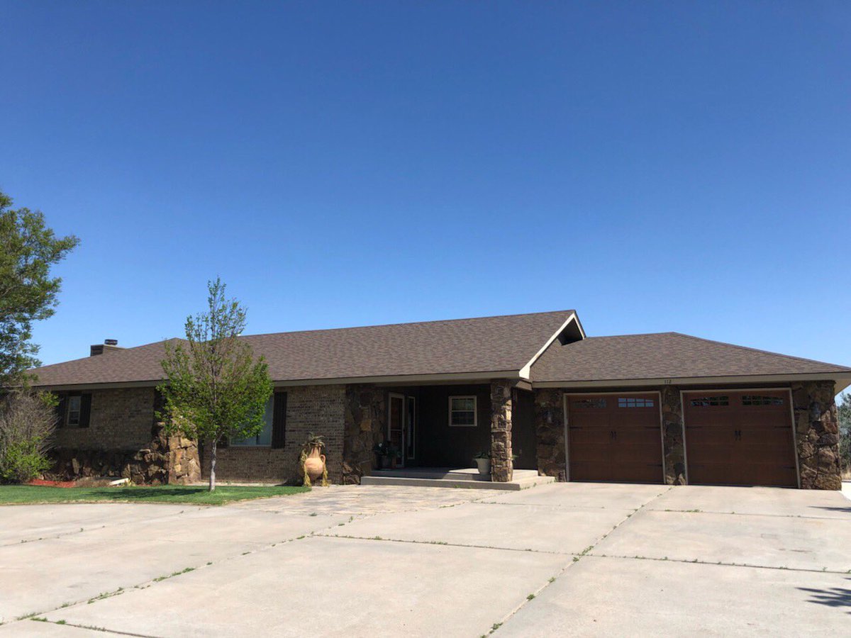 RealEstateShopp's tweet photo. SOLD! Congratulations to our sellers & buyers on Stratford. #coldwellbankerway #cbres #gardencity #realestate https://t.co/2aOXs4DaLm