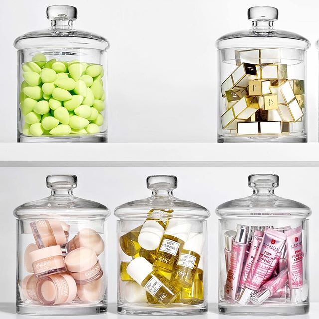 BrandstandComms's tweet image. 🍬🍭🍬 PICK N' MIX 🍬🍭🍬 Check out the DHC Cleansing Oil Mini in the latest issue of Stylist Magazine. The perfect mini for travel season! Read here ► bit.ly/DHC-Stylist
Shop here ▶︎ bit.ly/DHCMiniCleanser
#BeautyMART #StylistMagazine #DHC #mini #picknmix #beautyonthego