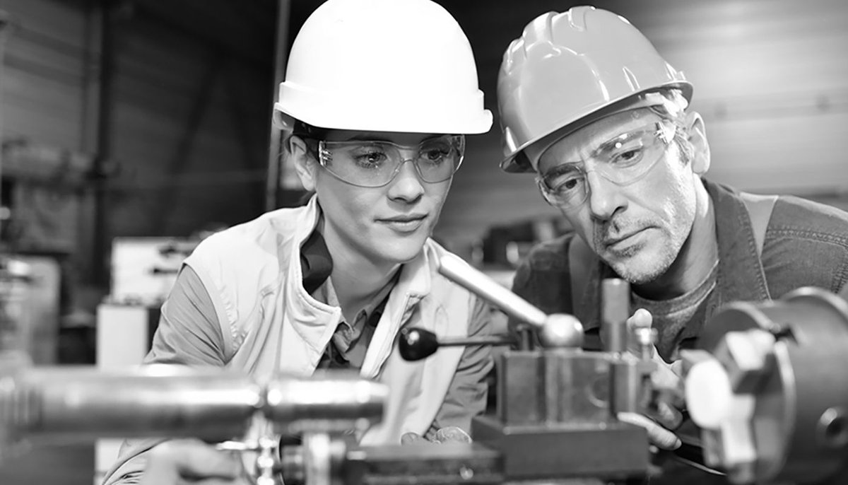 Whatever industry you work in, an apprentice can give your business the skills it needs to succeed.

Learn more about the @ESFAgov #HireAnApprentice campaign. 

buff.ly/2vORmh1