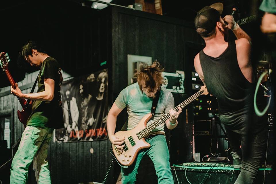 TheyWereGiants's tweet photo. We had a blast with Eyes Set To Kill and Light The Fire at Reno’s I’m Deep Ellum! Stoked for the next one! 🤘 https://t.co/wxkdHqShi7