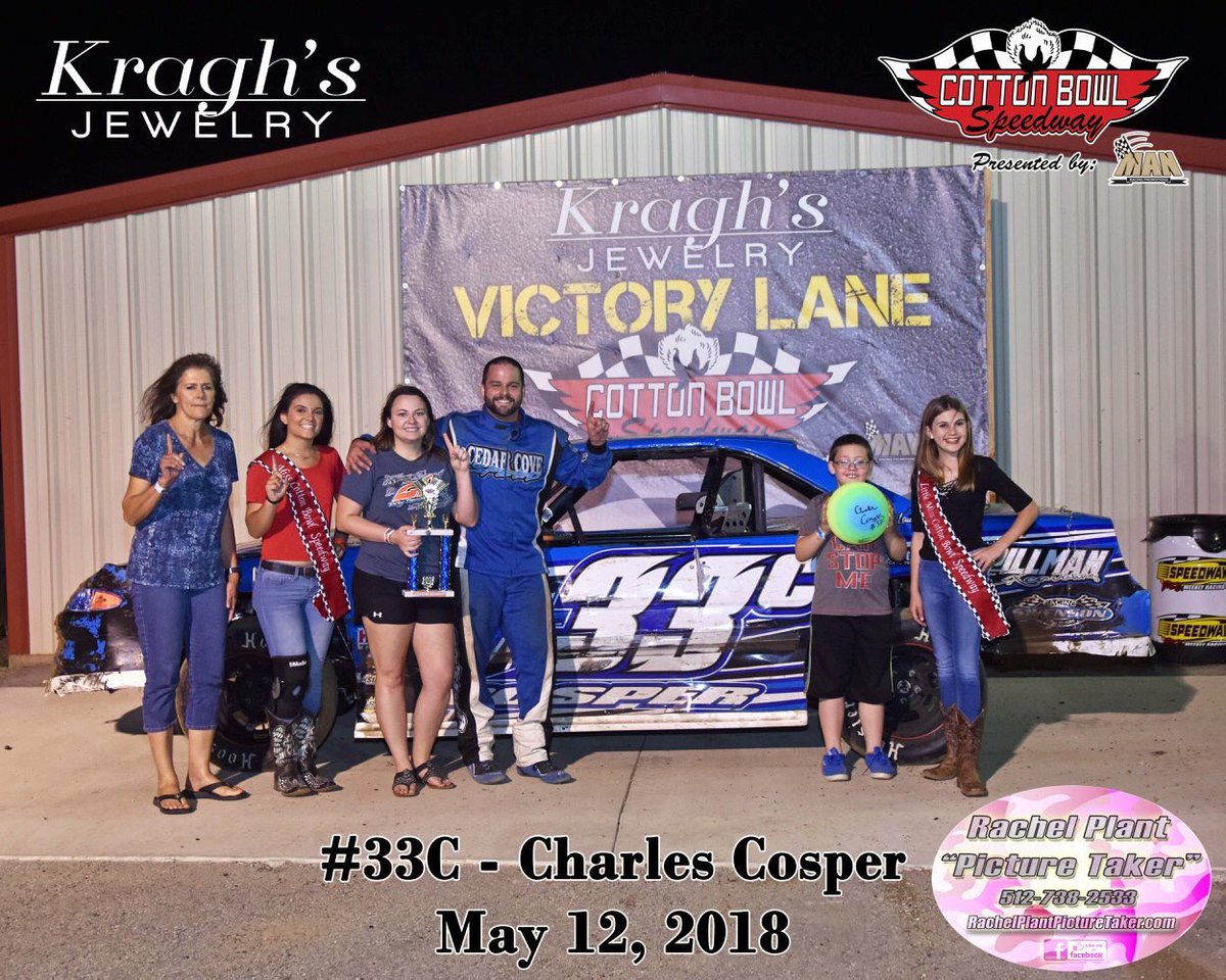 amber_9705's tweet photo. Always a pleasure ππβ€οΈ #trophygirl #racing #30 #77j #36 #33c https://t.co/n71tyZCTQT