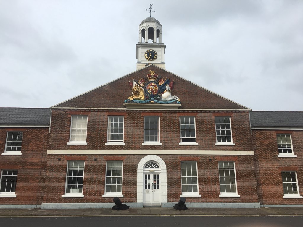 6Rifles1's tweet image. This 250 year building is the centrepiece of Wyvern Barracks. Get on Board for #wyvern18: running from 5-7 July, join us for 1 of 3 unforgettable nights behind the Red Brick Wall @6RIFLES_CO @RiflesRegiment